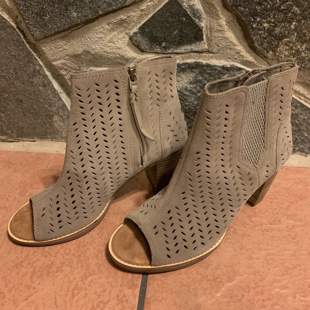 Toms booties